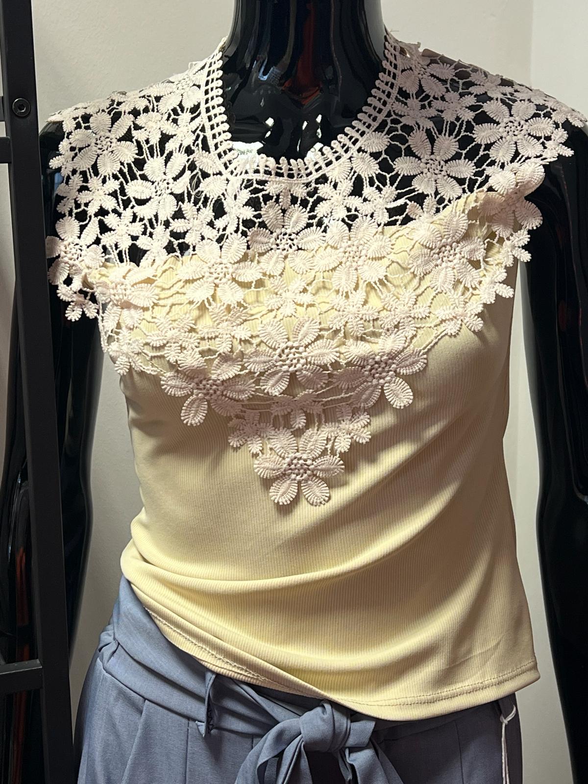 Blusa Abecásia